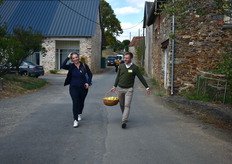 Mathilde Paignat, responsable marketing chez Earth Market et Jean-Christophe Bertin, directeur chez Earth Market