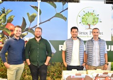 Nicolas et Thibaud de la société Le Vieux Pointet et Michel et Yoann pour Les Domaines de La Taste