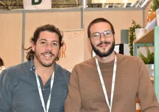 Jérémy Flippes et Adrien Priss de Moi Moche et Bon qui valorise les fruits et légumes dont ceux de Corsica Comptoir depuis maintenant 5 ans 