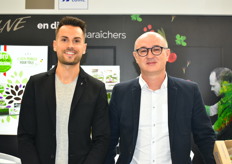 Mathieu Bourdois et Anthony Adelis de la coopérative maraîchère Océane venus présenter la nouvelle gamme de tomates Sol en Vie cultivées en sol vivant
