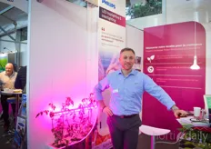 Jacco de Graaf de Philips (Signify) montre les solutions LED de l'entreprise