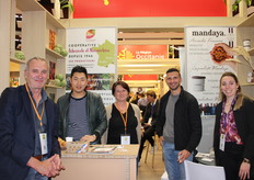 L'équipe de la coopérative arboricole et maraîchère La Melba