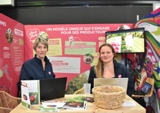 Nadine Seux et Julie Ruch sur le stand de Pink Lady