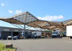 Les auvents du site Euralimentaire, bientôt recouverts de panneaux photovoltaïques