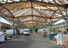 Le Marché de gros de Lille reconnaissable grâce à ses 'parapluies' 