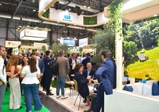 Le stand de Blue Whale, très animé à l'occasion du cocktail que le groupe a organisé pour ses clients et partenaires