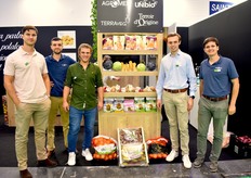 Le Groupe SECO avec Agromex, Dissaux, Terraveg, Unibio et Terroir d'Origine. L'équipe a présenté sa gamme de produits composée de pommes de terres, alliums, légumes racines français produits à la fois en bio et en conventionnel
