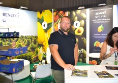 Michel Acquaviva de l'entreprise Renucci qui produit des agrumes et des avocats en Corse