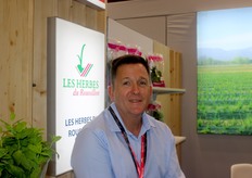 Anthony Lepage sur le stand Les Herbes du Roussillon