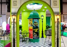 Kiosque sur le stand d'Interfel qui célébrait cette année le 'style purement parisien'