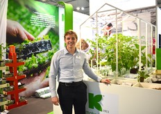 Stan Durand représente la société Klasmann-Deilmann France