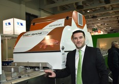 Vincent Boulbes présente la nouvelle calibreuse de dattes de Maf Roda