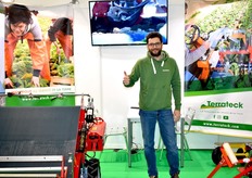 Romain Wittrisch de Terrateck, au Fruit Logistica pour présenter des machines permettant de faciliter le travail dans le secteur du maraîchage
