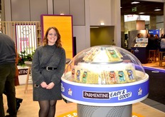 Clara Tyrant du service marketing de Parmentine, présente la gamme Easy and Good