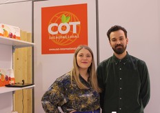 Delphine Combaluzier et Pascal Bassols Pot pour Cot International