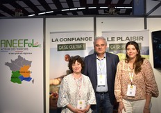 Valérie Avril, Stéphane Gori et Laurie Moya, on présenter la charte Plaisir et Confiance