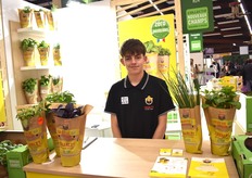Alexis Aubert, venu avec son père Julien pour représenter la société Saint-Rémy Basilic