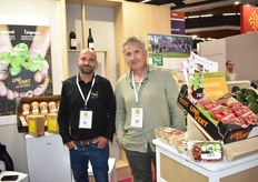 Andy Duplissy et Bertrand Ferrant sur le stand de Uni Vert
