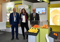 Khalid Oublid, Saloua Kabbage et Maurice Riviere venus représenter la société Station Kabbage Souss au salon