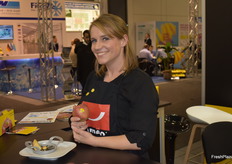 Marit Cieslak a fait goûter la pomme Cameo aux visiteurs