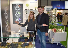 Marine Nouveau et Tito Garcia, ont représenté l'entreprise familiale Jardin des Papes, producteurs et expéditeurs de fraises, melons et raisins