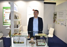 Emmanuel Castanier est venu au salon pour représenter la société Concept Fruits et sa gamme de marrons