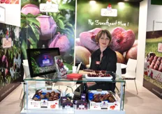 Monika Kujunzic a présenté et fait goûter la prune Lovita, dont 100 hectares de plantation sont prévus dans les trois prochaines années