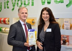 Harry Albus et Marion Kuypers de JX Nippon ANCI ont présenté le claf bio carry-fresh bag pour les pommes de terre