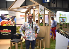 Denis Robidou de l'entreprise Jean L'Hourre sur le stand de Prince de Bretagne venu présenter sa gamme de légumes avec notamment les mini légumes.