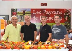 Joie et bonne humeur sur le stand haut en couleur des Paysans de Rougeline ! Avec Philippe, Davy, Vincent et Jean-Pierre. 