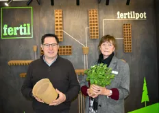 Francis Paon et Ingrid Hansen-Catania ont représenté la société Fertil avec la gamme de Fertilpot-NT, adaptée à la vente de plantes en jardinerie