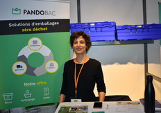 Anaïs Ryterband de Pandobac, une société qui propose des bacs réutilisables avec un service de suivi et de lavage