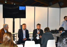 François Moulias et Arnaud Montebourg de la Compagnie des Amandes