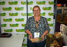 Nadine Bonzi de la société Fimat a présenté un des nombreux modèle de barquette carton de l’entreprise : la barquette avocat