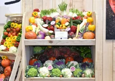 Fruits et légumes exposés sur le stand Les Maraîchers Bio de Bretagne 