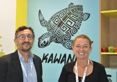 Christophe Artero et Pascale Prezelin de FDA International venus présenter pour l'occasion leur nouvelle marque Kawane (pomme) et l'ail blanc et violet derniers arrivés dans la gamme