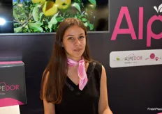 Isabel Ponssoaolla d'Alp'Union, producteurs de pommes et de poires. L'entreprise fêtait ses 20 ans d'existence