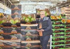 André Diogo, de l'entreprise Mighirian Freres, propose à la vente depuis 4 semaines de belles pastèques d'origine espagnole de la marque Bollo. Une exclusivité à Paris