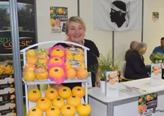 Nathalie Thomas d'AgruCorse a présenté le pomelo de Corse