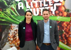 Amélie Tacon-Santos et Dave Samuels, venus présenter le brocoli Bimi (pour l'Europe - Tenderstem pour la Grande-Bretagne)