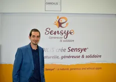 Matthieu Bouniol de la société Gradilis Pépinières venu présenter la nouvelle pomme Sensye
