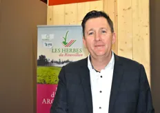 Anthony Lepage de la société Les Herbes du Roussillon venu présenter la gamme d'herbes séchées sans plastique 